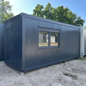 Contenedor base de estar con cocina americana, inodoro y ducha 6,00 x 2,43 m